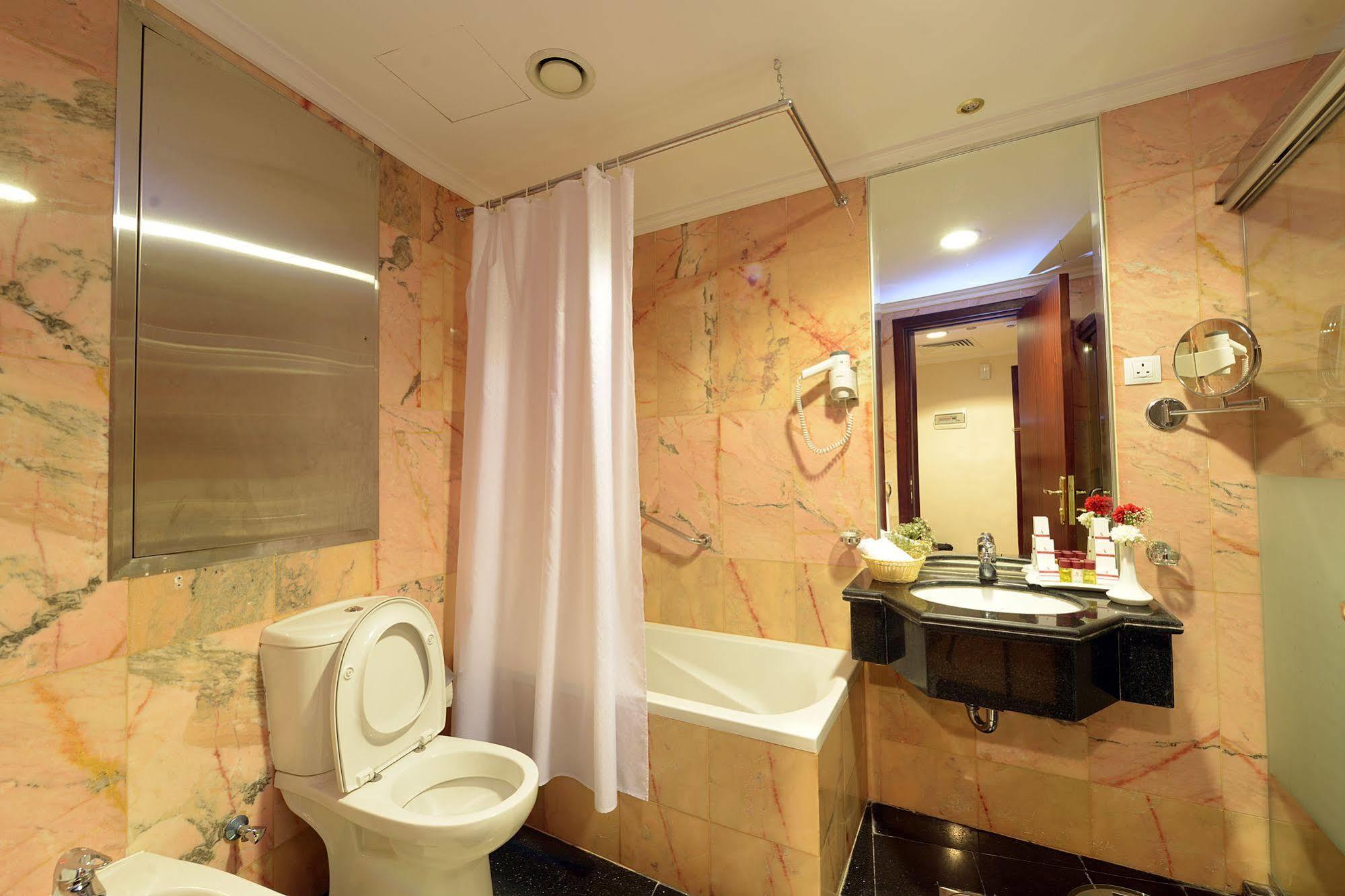 Deyar Al Eiman Hotel Медина Экстерьер фото